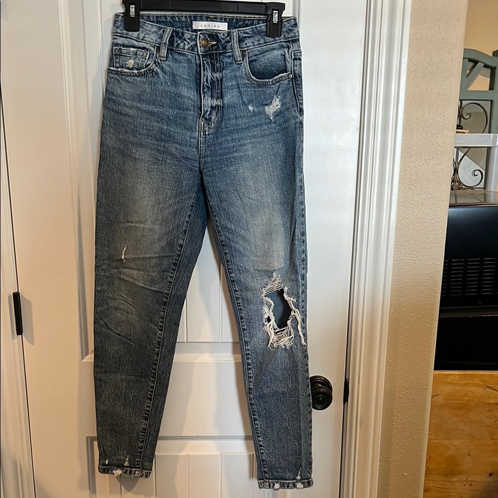 Distressed High Rise Mom Jeans